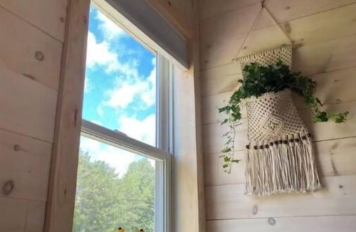 Shaftsbury House | Peaceful getaway at birds of a feather