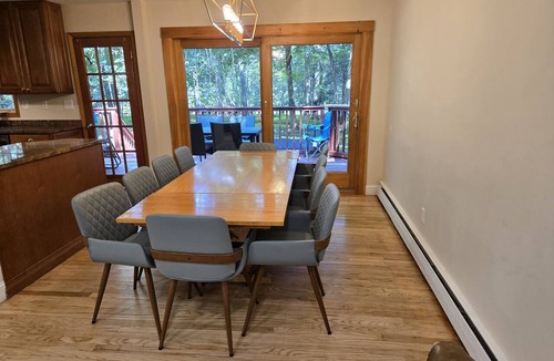 Zena House | Peaceful Woodstock Retreat in the Catskills family friendly, spacious 6 bedroom