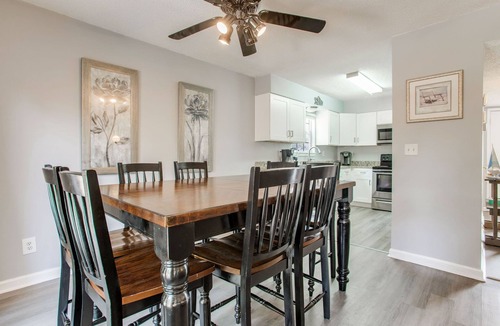 Ono Island House | Perdido Key Beach Pad Cozy Stay Near the Coast