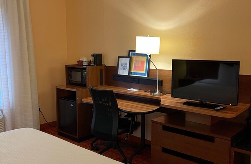 Chambersburg Hotel | Perfect hotel with beautifully decorated rooms conveniently located off of I-81