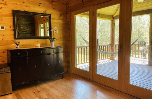 Greenfield Park Cabin | Perfect Summer/Fall Getaway with Amazing Fireplace for Gathering/Relaxation.