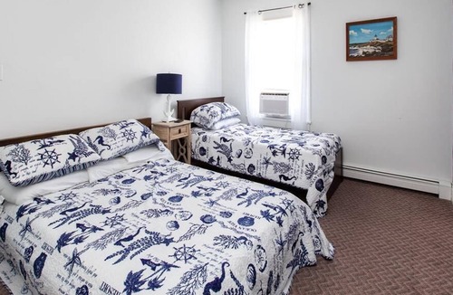 West Cape May House | Pet-Friendly at Wilbraham Park