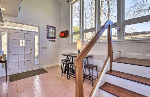 Ingles House | Pet-Friendly Cabin w/Dock on Claytor Lake!