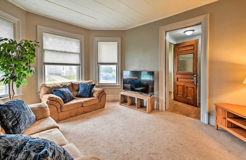 Schenectady Apartment | Pet-Friendly Historic Apartment Near Albany!