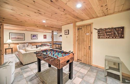 Maplecrest House | Pet-Friendly New York Cabin w/Hot Tub & Game Room