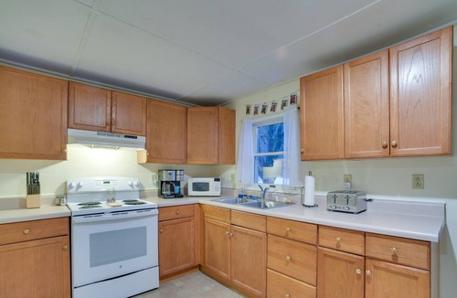 Hoosick Falls Cottage | Pet-Friendly Upstate New York Vacation Rental!