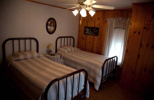 Lake Pleasant House | Pet Friendly Vacation Year-Round in our Home with Semi-Private Beach Access