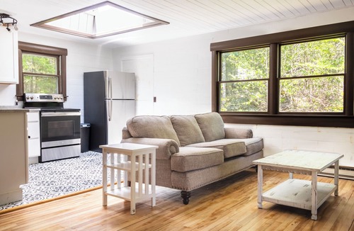 Lucerne-in-Maine Cabin | Phillips Lake Cozy Cabin