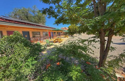 Bluff Hotel | Pinion 6 Mokee in Bluff Kitchen, Sleeps 4