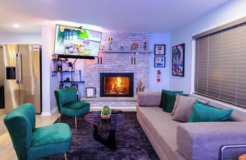 Pocono Summit House | Poconos Lake Game Arcade Near Kalahari & Camelback