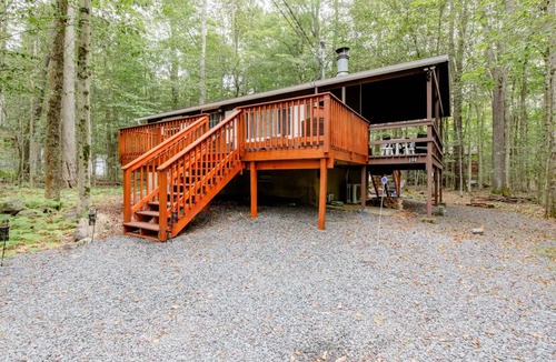 Pocono Lake Cabin | Poconos Tiny Home at Arrowhead Lake community