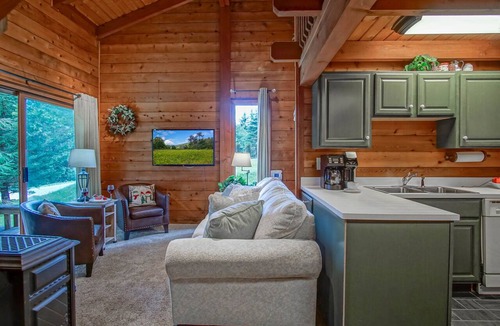 Edray House | Powder Monkey 4: 2 Bedrooms Plus Sleeping Loft, 2 Full Baths: Slope Side