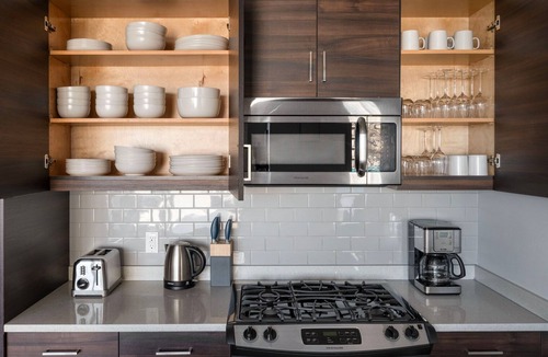 Civic Center Apartment | Premium Hayes Valley 1BR w/Gym, Pool, Movies & BBQ, by Blueground