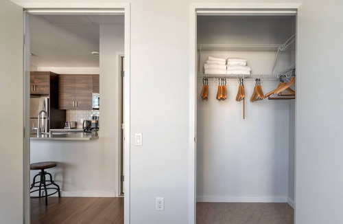 Civic Center Apartment | Premium Hayes Valley 1BR w/Gym, Pool, Movies & BBQ, by Blueground