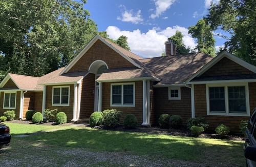 East Hampton North House | Pretty East Hampton Village Fringe - Hansom Hills - pool & private!