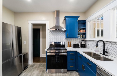 Poncey-Highland House | Prime Beltline Location | 3 King Beds | Playground