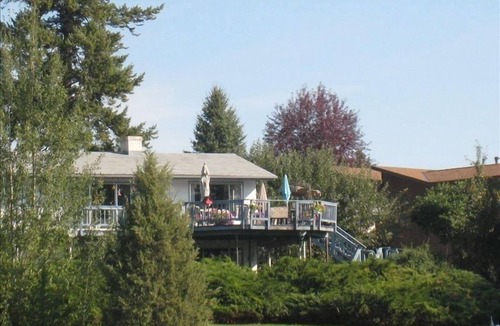 Lakeside House | Private 4BR Lakefront Estate on Flathead Lake- Dock, Beach, 30+day Summer Stays