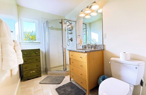 Berkeley Hills House | Private Berkeley Hills Studio Suite With Laundry