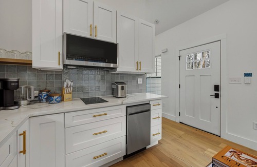 Decatur House | Private Home w/Fenced Yard, King Bed & Workspace, Decatur