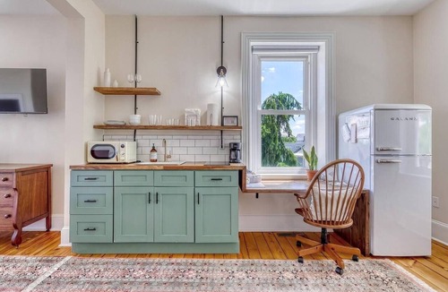 Halifax Apartment | Quaint Studio Suite in Historic Farmhouse - Nearby river access and hiking!