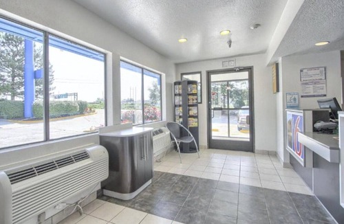 Camp Hill Apartment | Queen Bed|Accessible|Nsmk