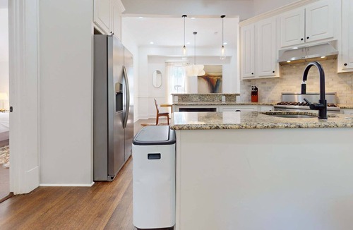 Virginia Highland House | Queen's Gambit