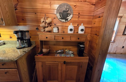 Nisbet House | Quiet Luxury, Surrounded by Nature 5-Star Guest Favorite Near Williamsport, PA
