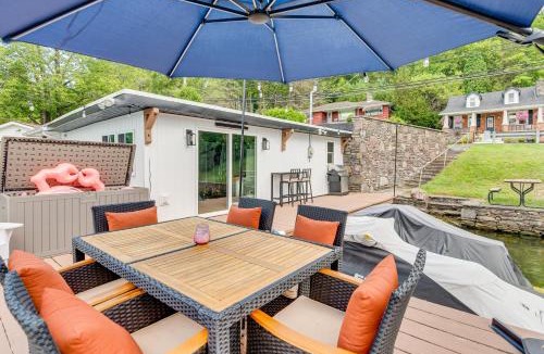 Harveys Lake House | Recently Renovated Harveys Lake Retreat w/Dock!
