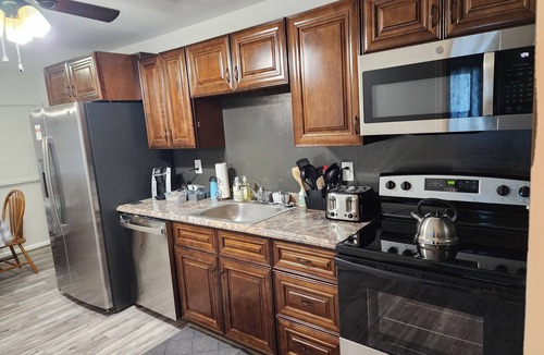 Linglestown Apartment | Recently updated contemporary getaway. Near Hershey w/shopping & concerts.