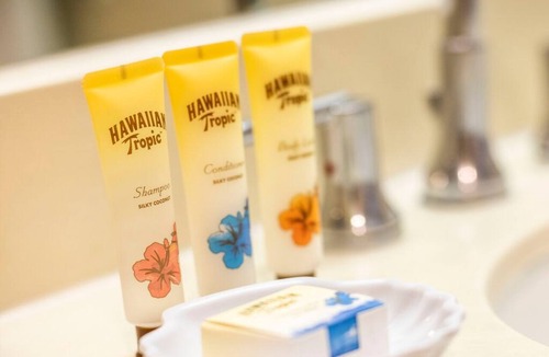 Waikiki Hotel | Relaxed Family Travel: 4 Spacious Rooms Near Waikiki + Free Breakfast