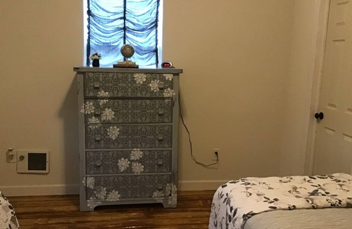 Hernando House | RELAXING & BEAUTIFUL Log Cabin home 4 Bedroom 3 Bathroom Lakeside