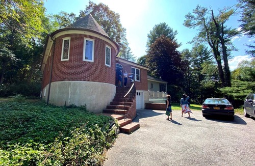 Lewisboro House | Relaxing summer retreat across from 4,000-acre reservation