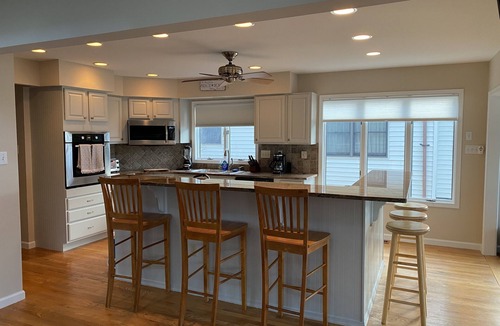 Sandpiper Pines House | Renovated Family Beach House w/Amazing Water Views, Private Dock & Kayaks