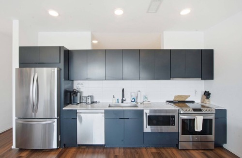 North Capitol Condo | Riverfront condo with a furnished balcony - downtown, fast WiFi & central AC