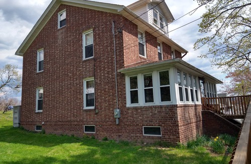 Glasco House | RIVERFRONT: HITS, Bard, Woodstock, Kingston from spacious enchanting 3 BR house