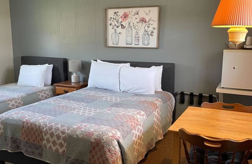 Manchester Center Bed & Breakfast | Room 2, double room - sleeps 4