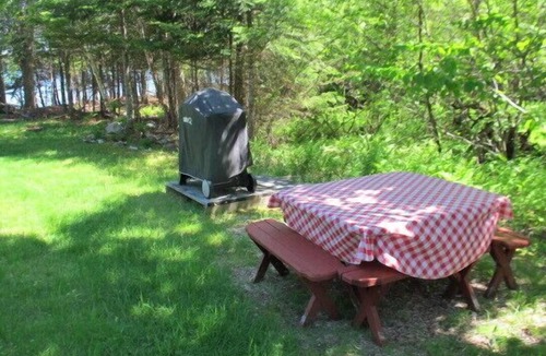 Rangeley House | Russell's on Quimby Pond - Quaint little cabin on Quimby Pond