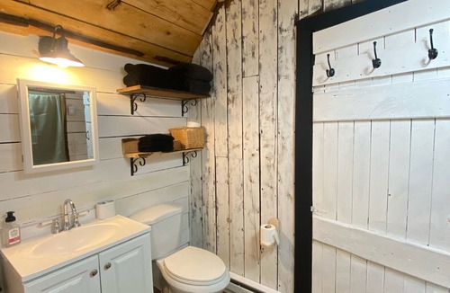 Worcester Cabin | Rustic intimate cabin nestled in a picturesque mountains viewing the Catskills.