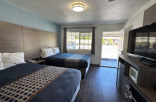 Livermore Hotel | Sands Motel