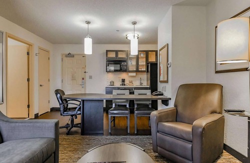 Santa Clara Hotel | Santa Clara Tech District Haven! Comfortable Suite Near Levi's Stadium - 5.2 mi