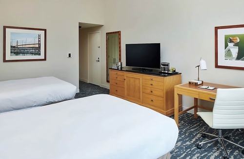 Berkeley Hotel | Scenic Views and Modern Comforts! 4 Relaxing Units, Near Aquarium of the Bay