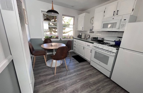 Marina District Apartment | Secluded Courtyard Studio with Kitchen & Private Entrance