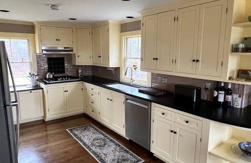 New Paltz House | Secluded Hudson Valley farmhouse with pool near New Paltz village