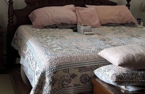Middle Hope Apartment | Serene 2-bedroom apartment in Marlboro perfect for relaxing stays