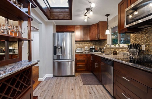Etna House | Serene and Secluded Hilltop Hideaway. Hot Tub, Fire Pit