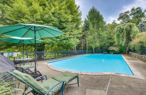 Holmes House | Serene Holmes Cottage Near Lakes & Trails!