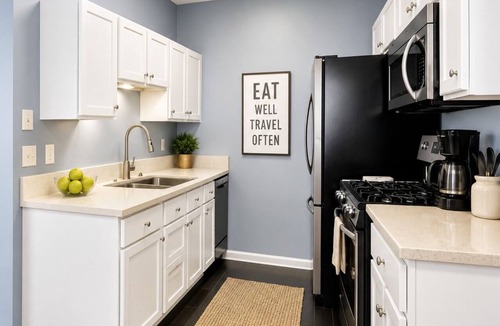 Church Street House | Signature Reserve Atlanta Luxury 3BR Townhome Near ATL Airport Sleeps 6