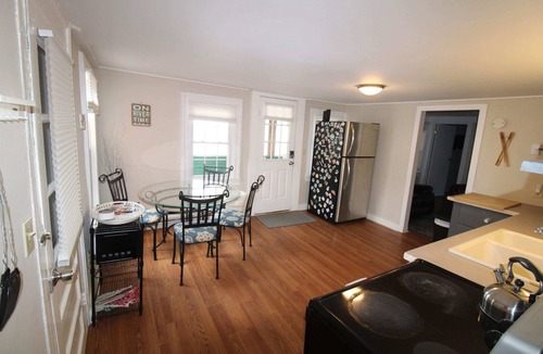 North Creek House | Spacious 3BR Walk to Gore & Main St | Game Room, Porch, Fast WiFi | Sleeps 8