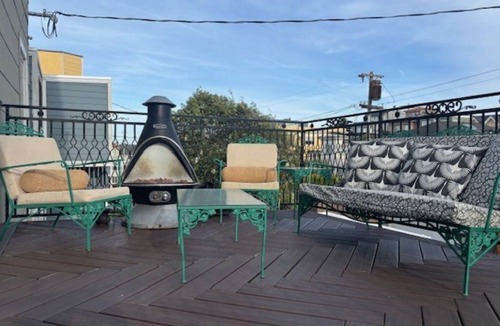 Outer Richmond House | Spacious 5-bedroom home in Outer Richmond with jacuzzi and dual decks.