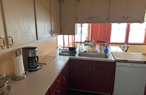 Rebuck House | Spacious 5-bedroom house with WiFi, AC in lovely Selinsgrove